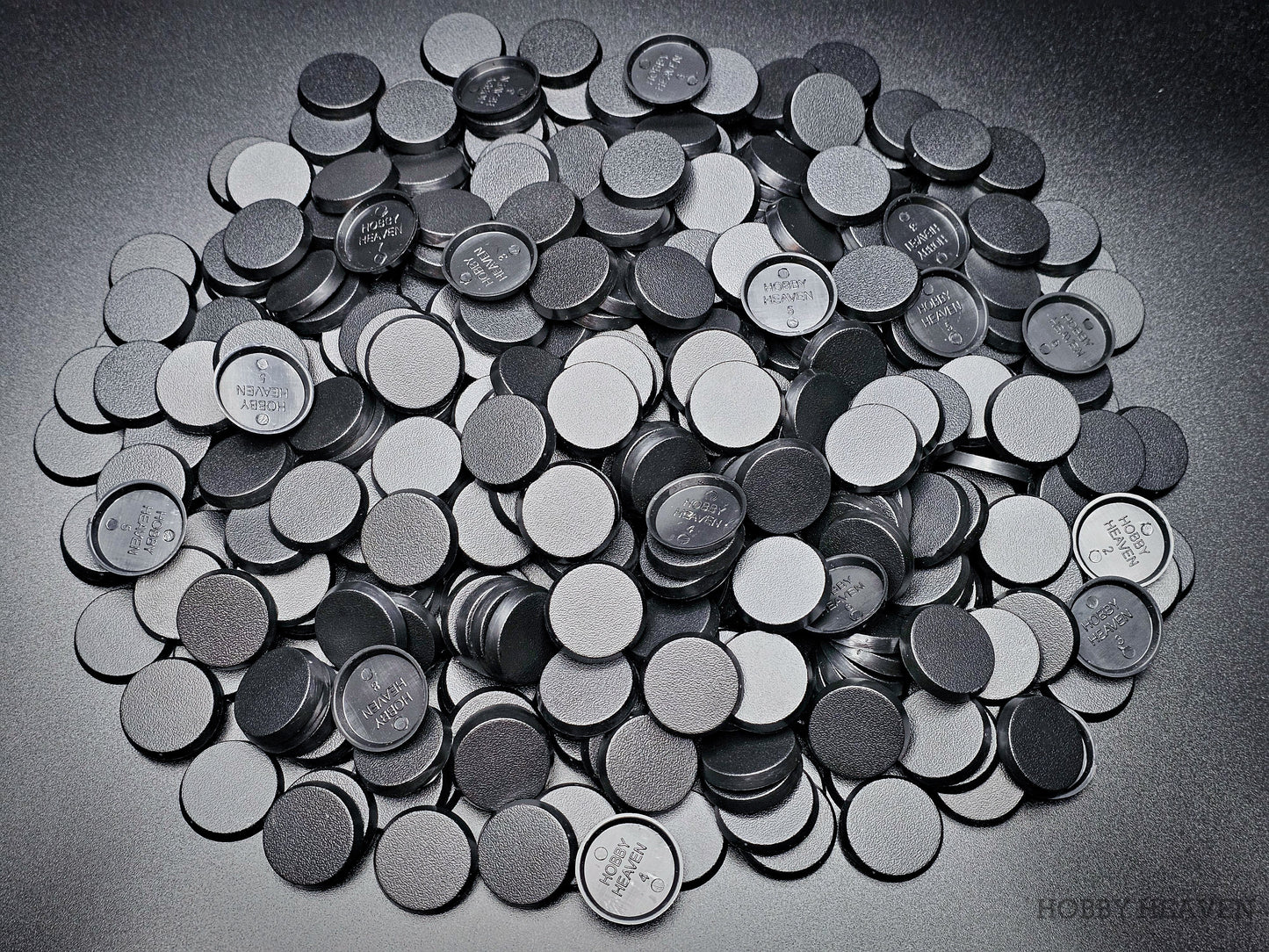 25mm Round Plain Plastic Bases