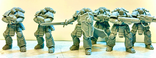space marines of the legion astartes for 40k or 30k warhammer games in Crusade era armour patterns. 