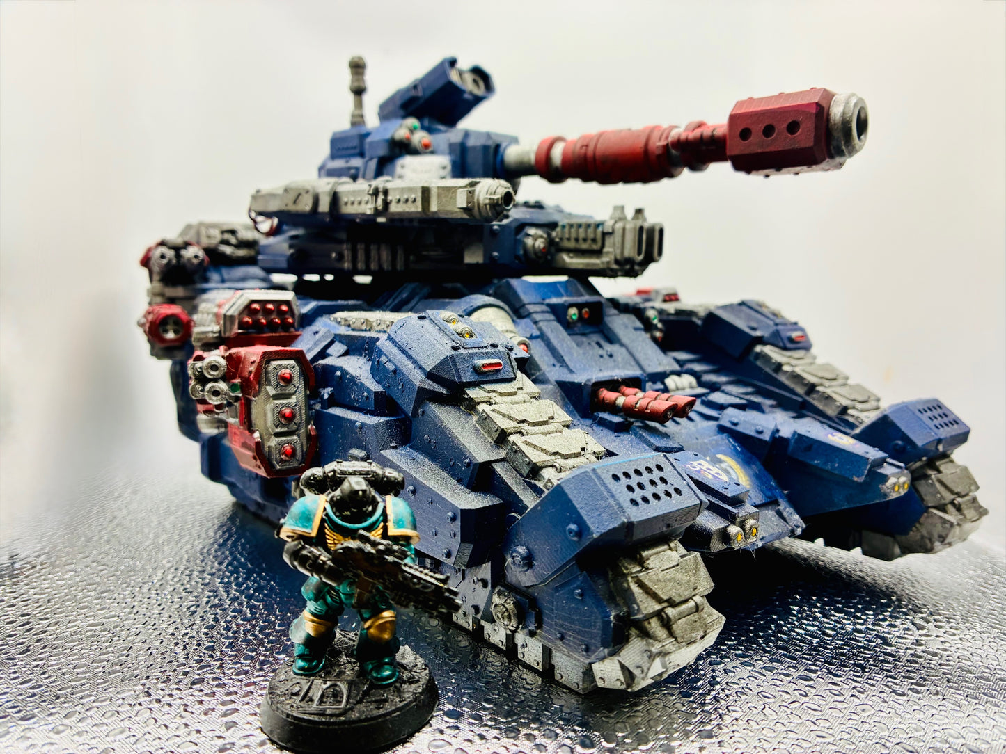 super heavy tank from warhammer 40,000