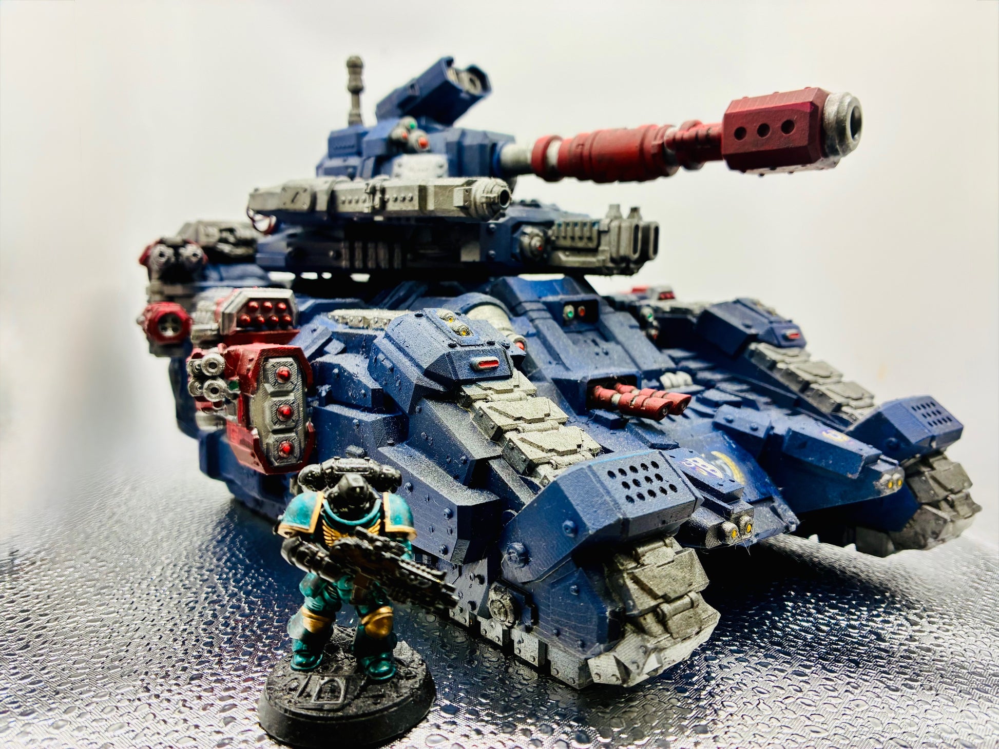 super heavy tank from warhammer 40,000