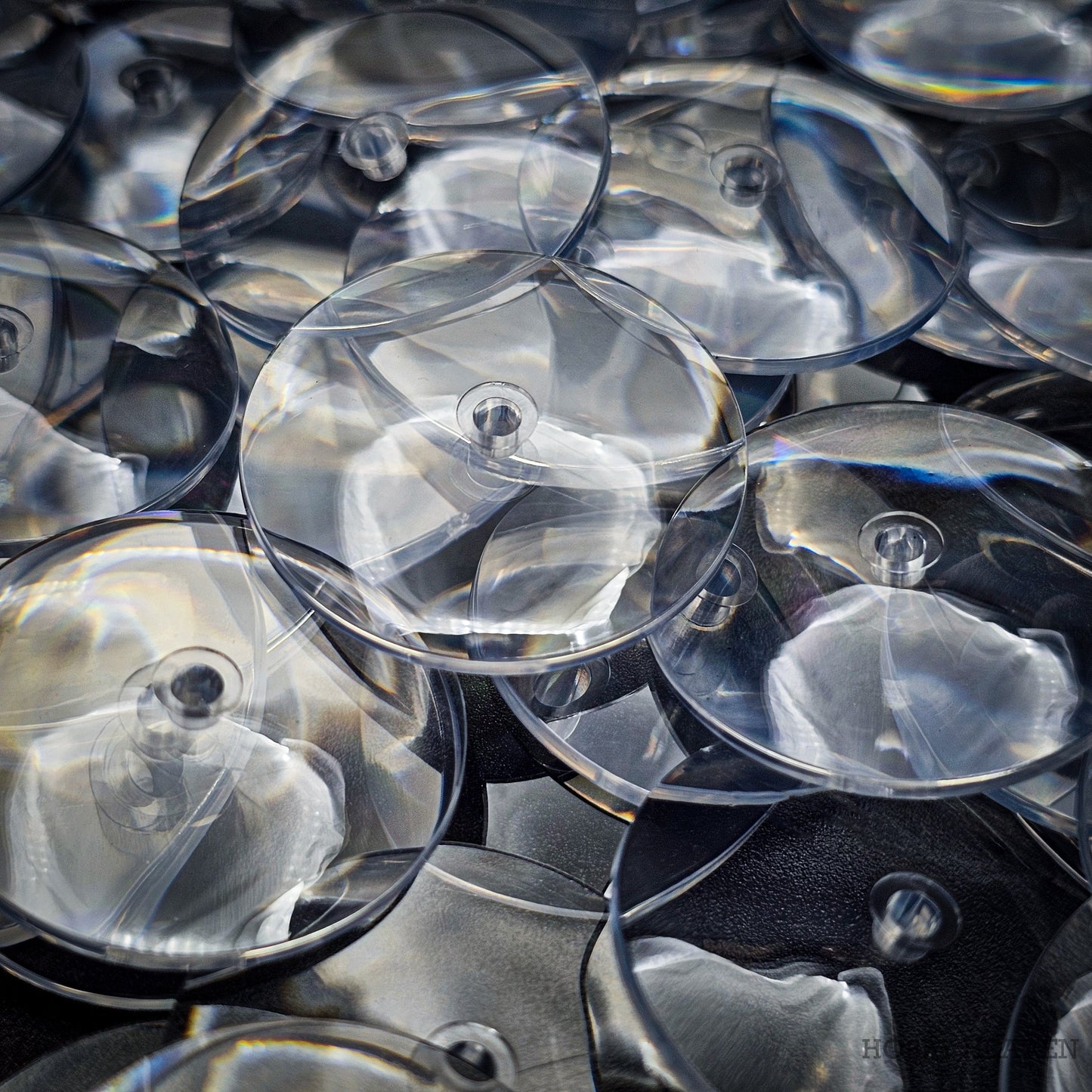 32mm Round Flying Clear Plastic Base